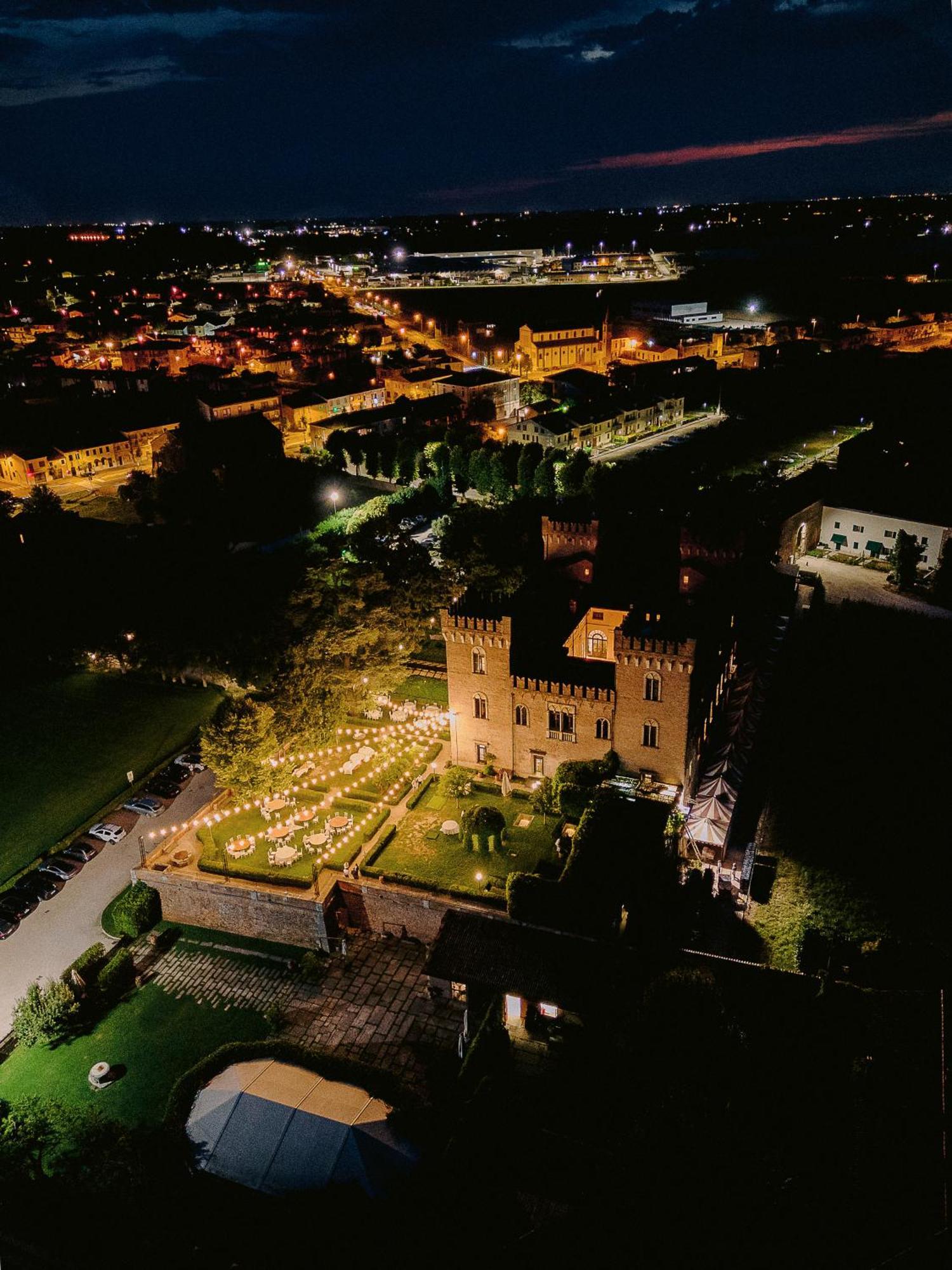 Relais Castello Bevilacqua Eksteriør billede