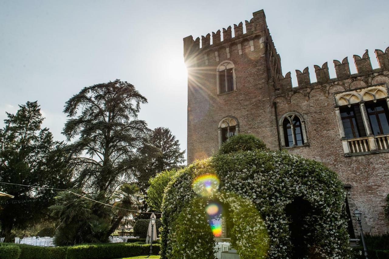 Relais Castello Bevilacqua Eksteriør billede